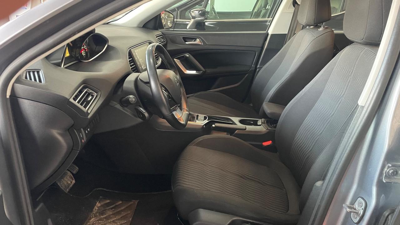 Peugeot 308 BlueHDi 120 S&S EAT6 SW Allure