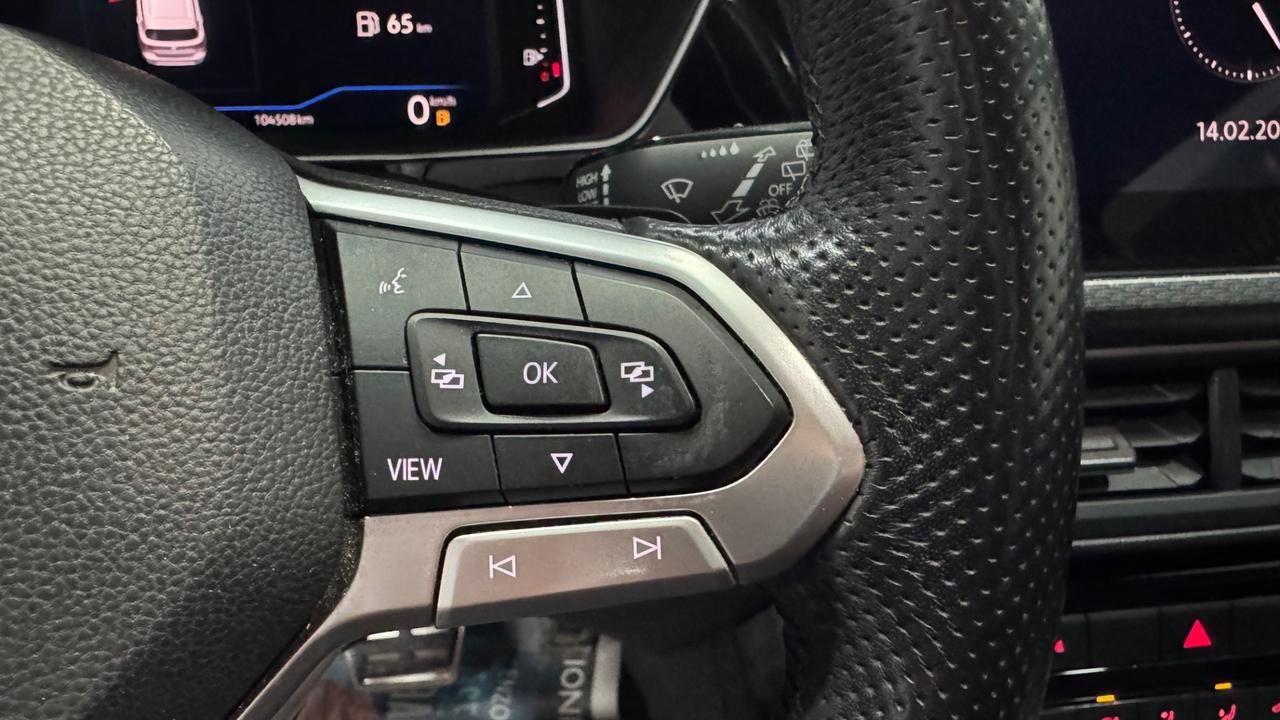 Volkswagen T-Cross 1.6 TDI DSG R-Line BMT