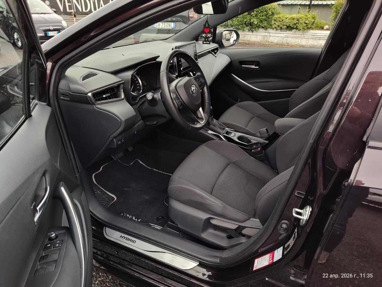 Toyota Corolla 1.8 Hybrid Style