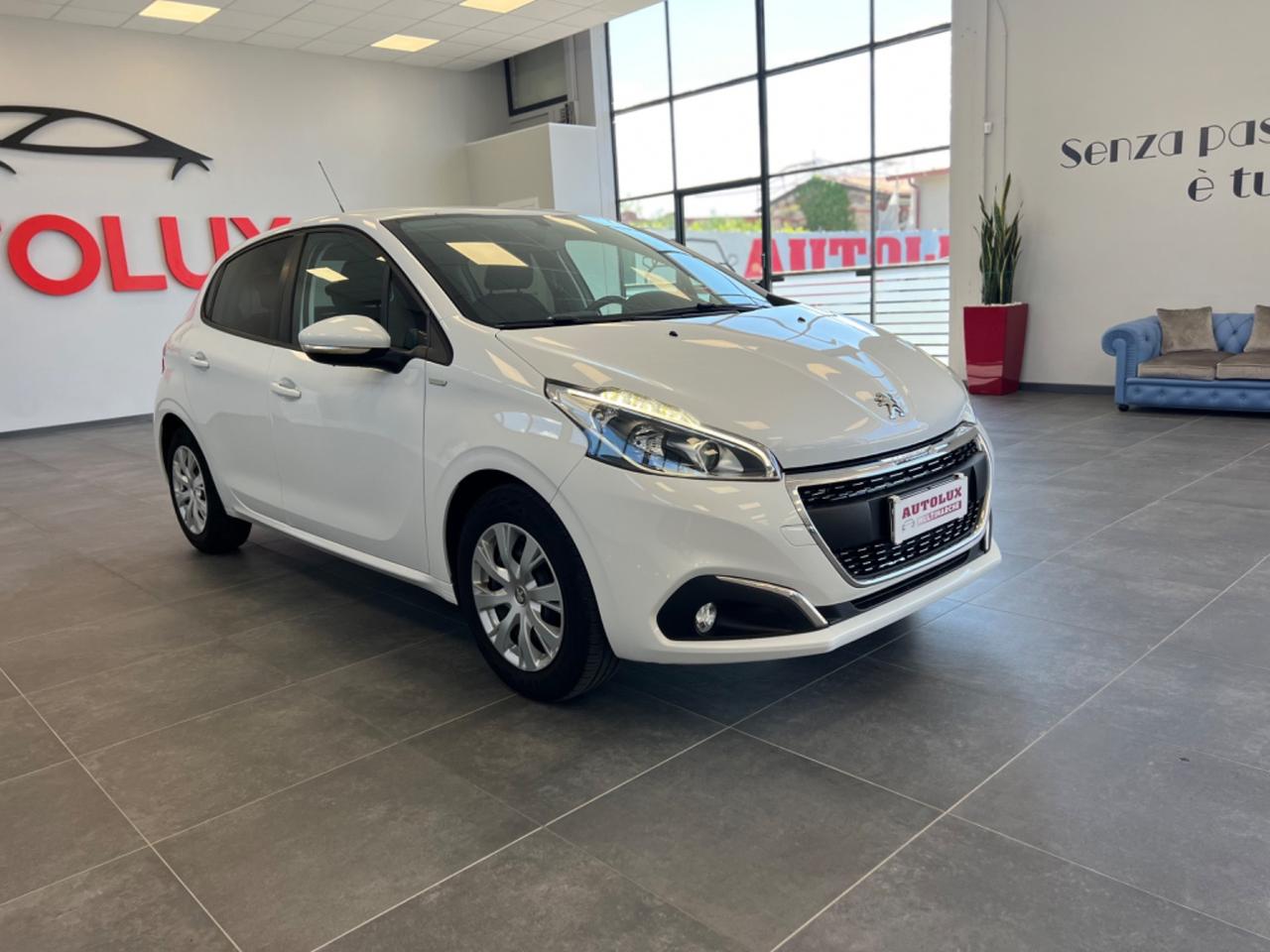 Peugeot 208 PureTech 82 5 porte Allure