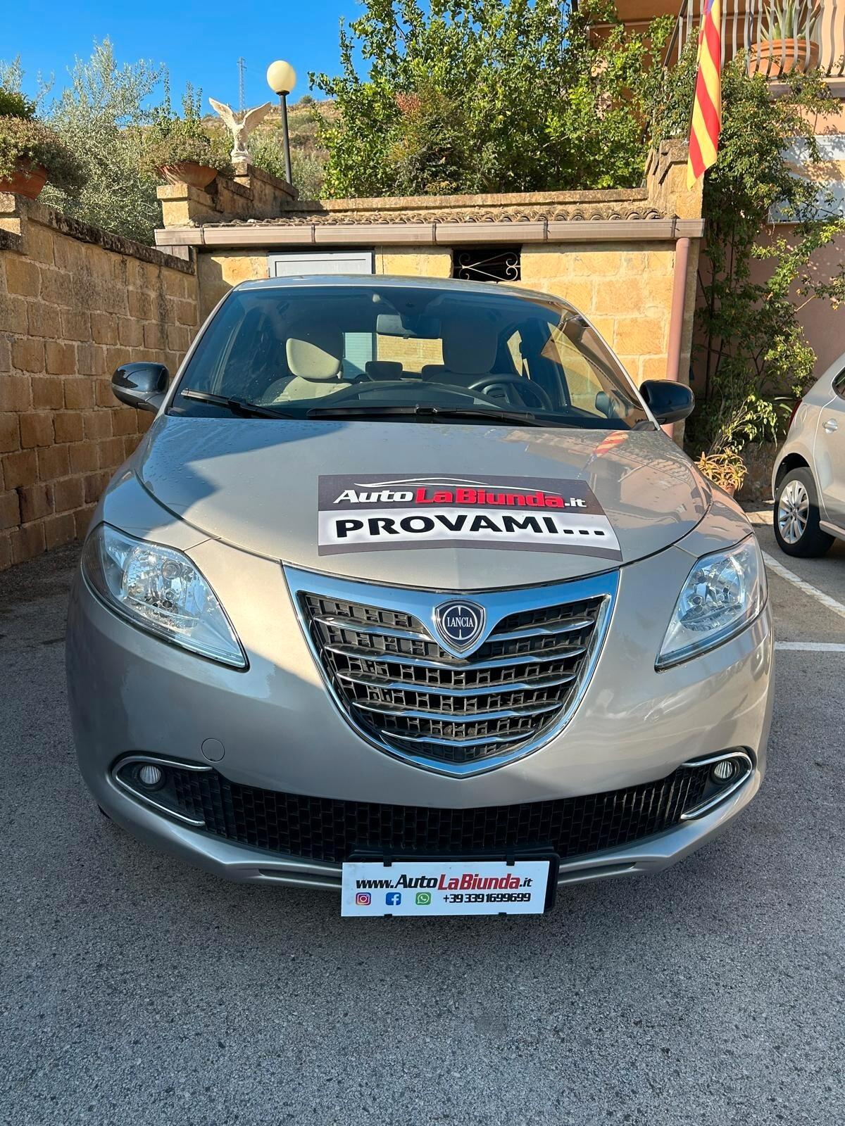 Lancia Ypsilon 1.2 69 CV 5 porte Gold