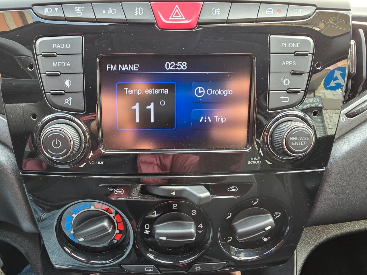 Lancia Ypsilon 1.2 69 CV 5 porte GPL Ecochic Platinum