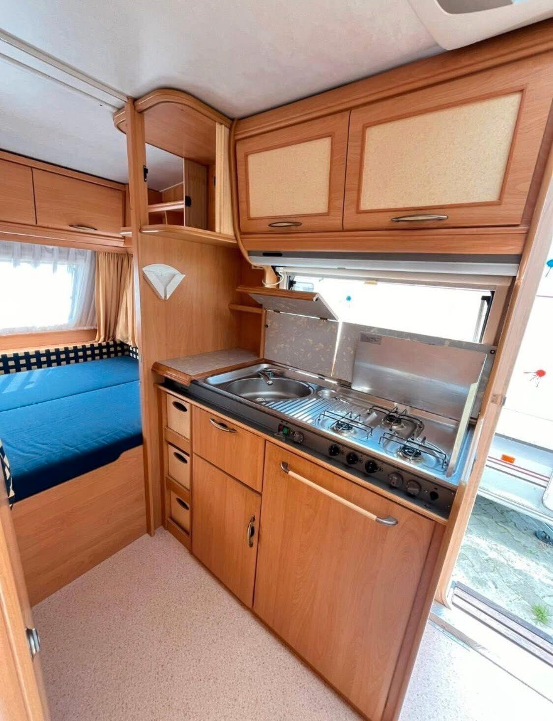 Hymercar Hymer 426 4 o 5 posti seminuova