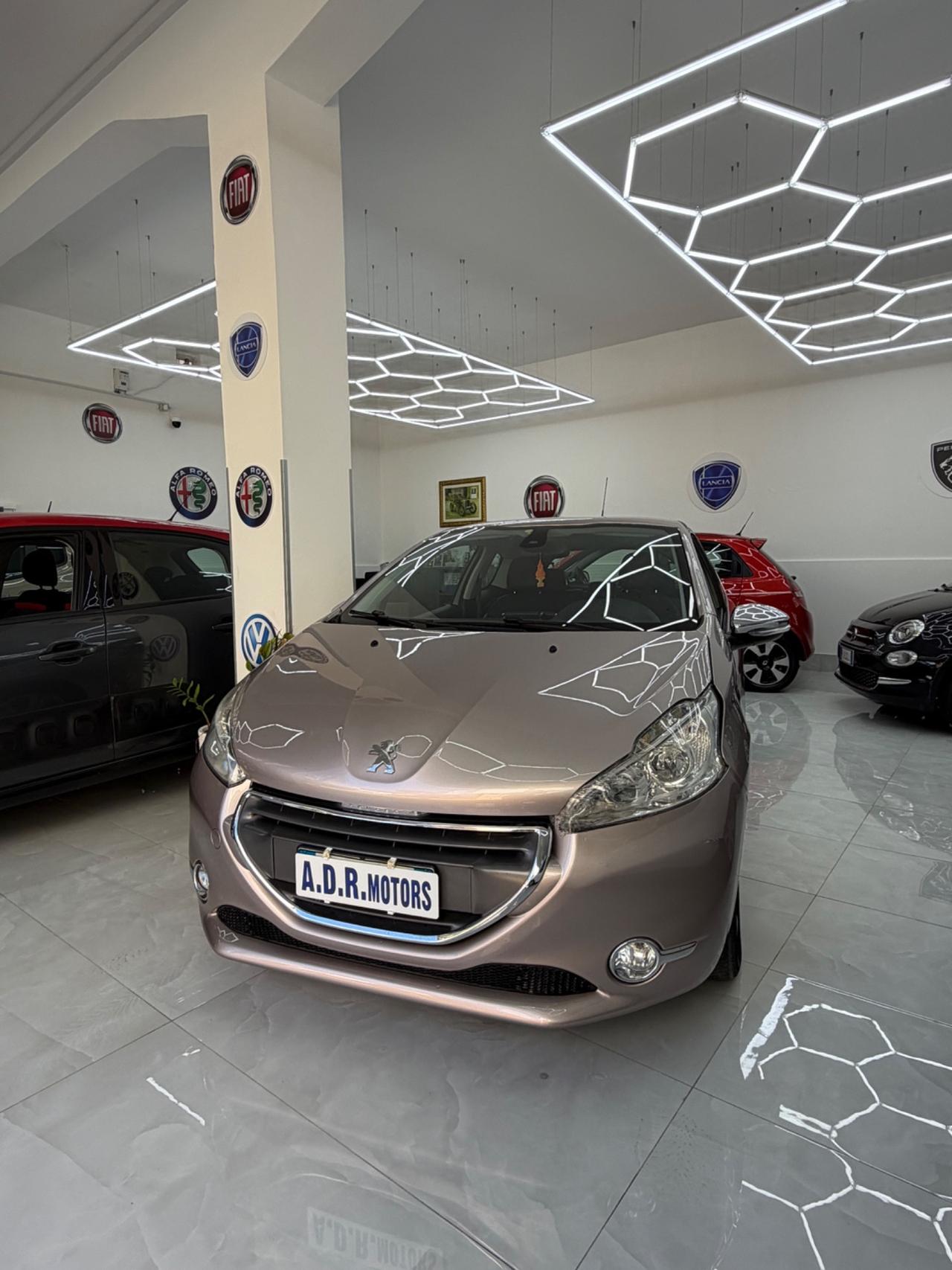 Peugeot 208 1.2 VTi 82 CV 3 porte Allure