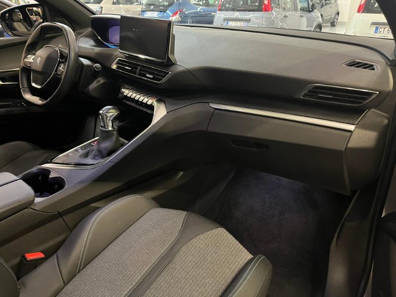 PEUGEOT 5008 PureTech Turbo 130 S&S Allure Pack