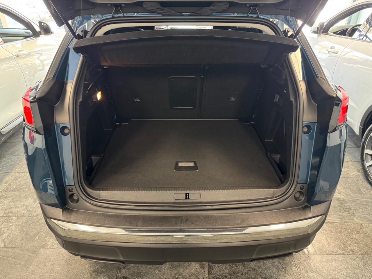 PEUGEOT 3008 1.5 131 ALLURE MY23