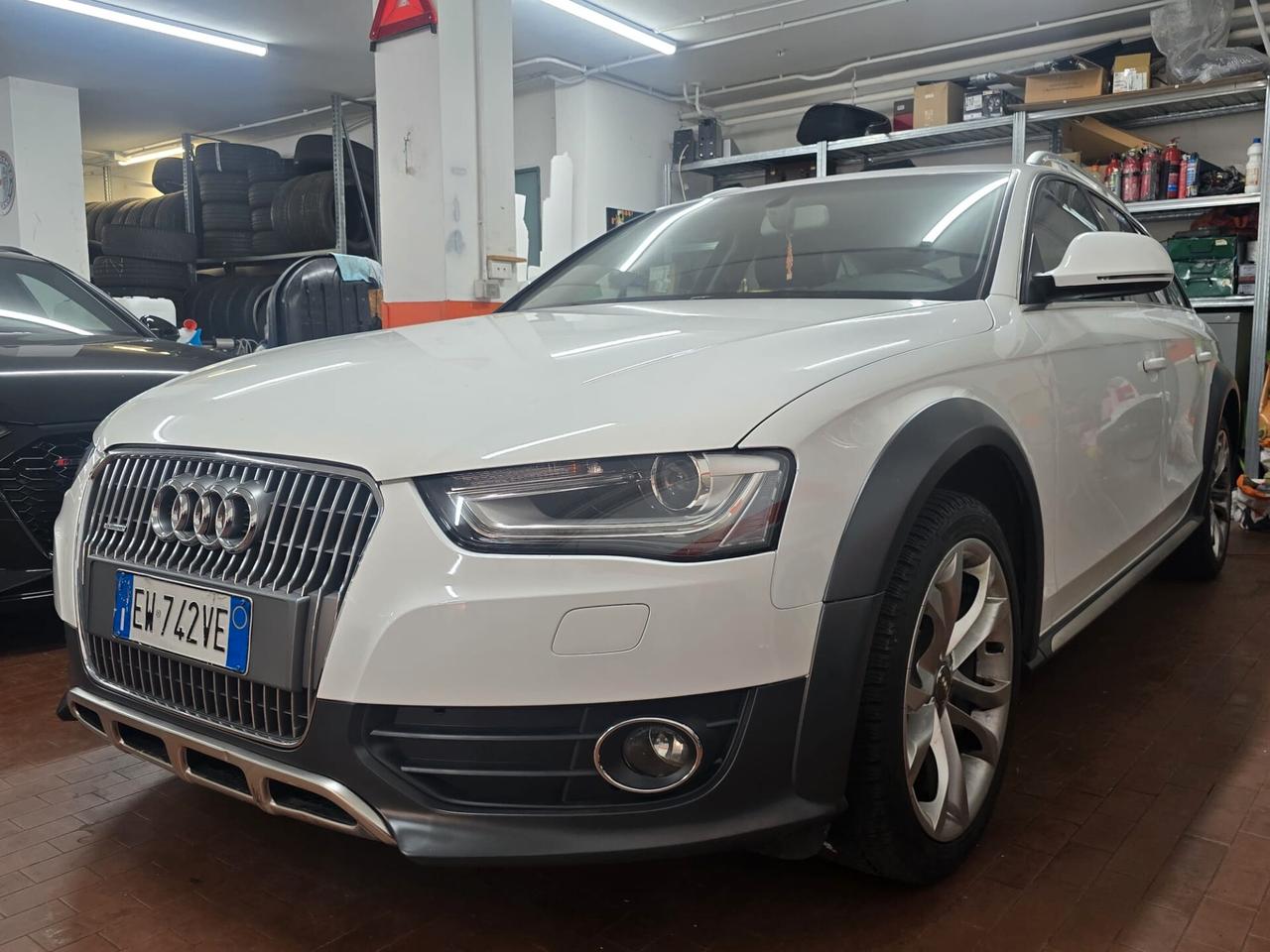 Audi A4 allroad 2.0 TDI 190 CV cl.d. S.tr. Business Plus