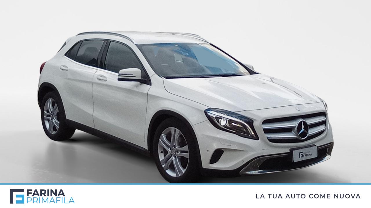 Mercedes-Benz GLA - X156 - GLA 200 d (cdi) Sport auto