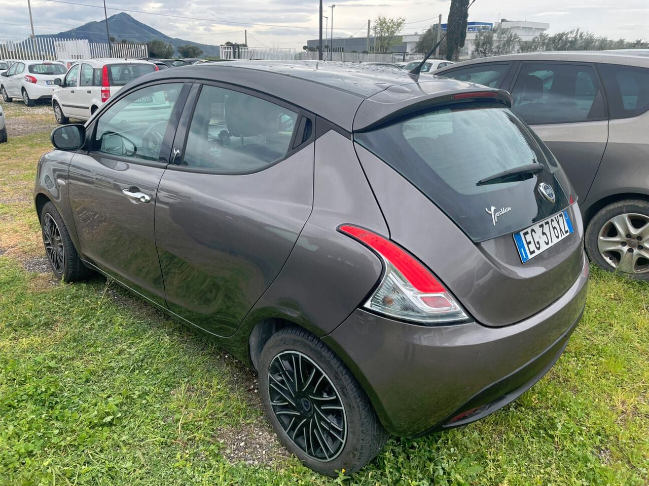 Lancia Ypsilon 1.2 Gold 69cv COMMERCIANTI