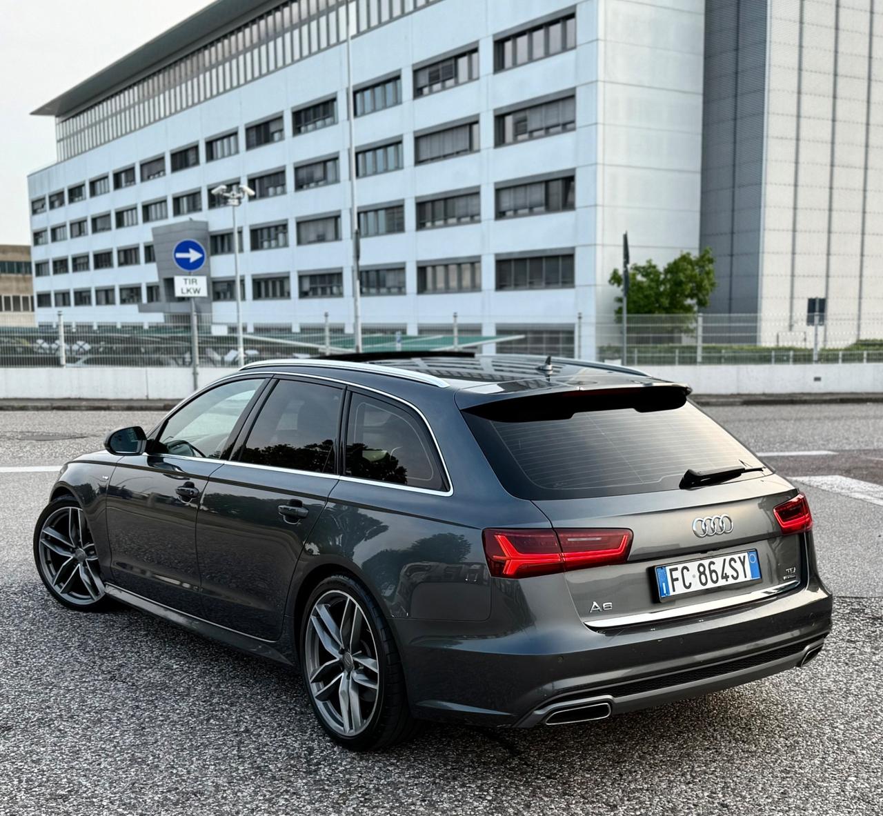 Audi A6 Avant 3.0 TDI 272 CV quattro S tronic Business