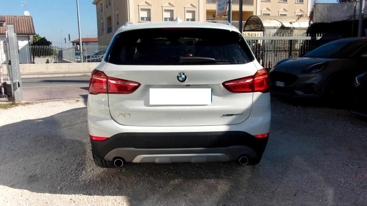 Bmw X1 sDrive18d xLine