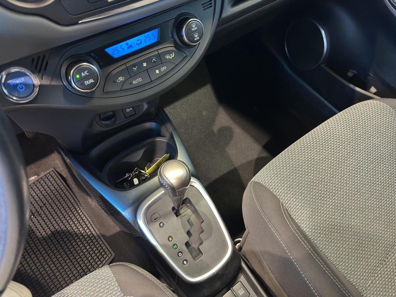 Toyota Yaris 5p 1.5h Active my16