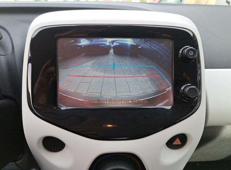 Peugeot 108 PureTech 82 5 porte Allure