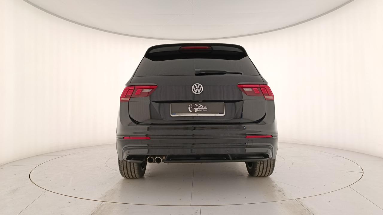 VOLKSWAGEN Tiguan 2.0 tdi Advanced R-Line Exterior Pack 4motion 150cv dsg