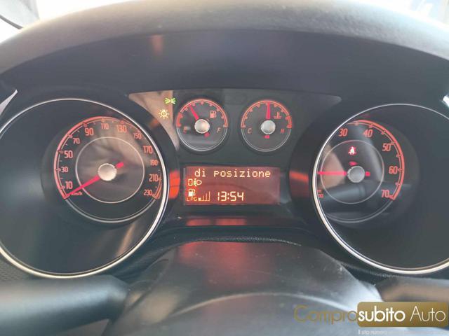 FIAT Punto 1.4 8V 5 porte Easypower Lounge