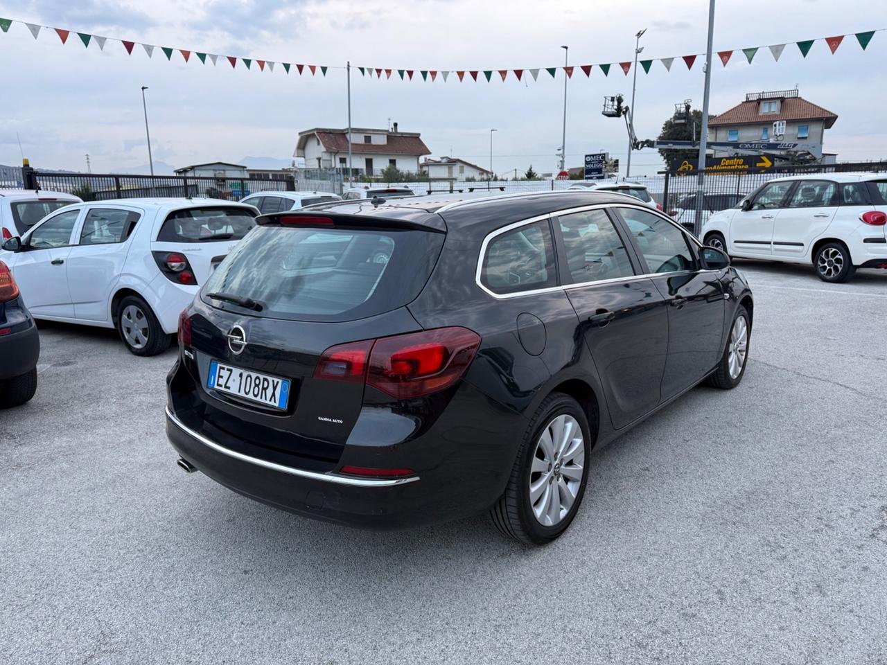 Opel Astra 1.4 Turbo 140CV Sports Tourer GPL Tech Cosmo