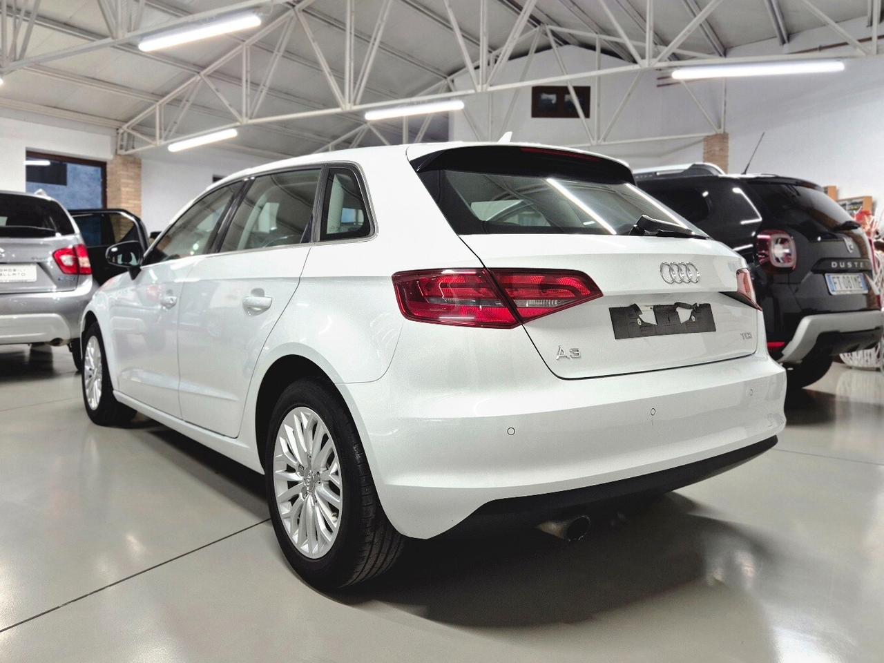 Audi A3 SPB 1.6 TDI clean diesel Ambiente