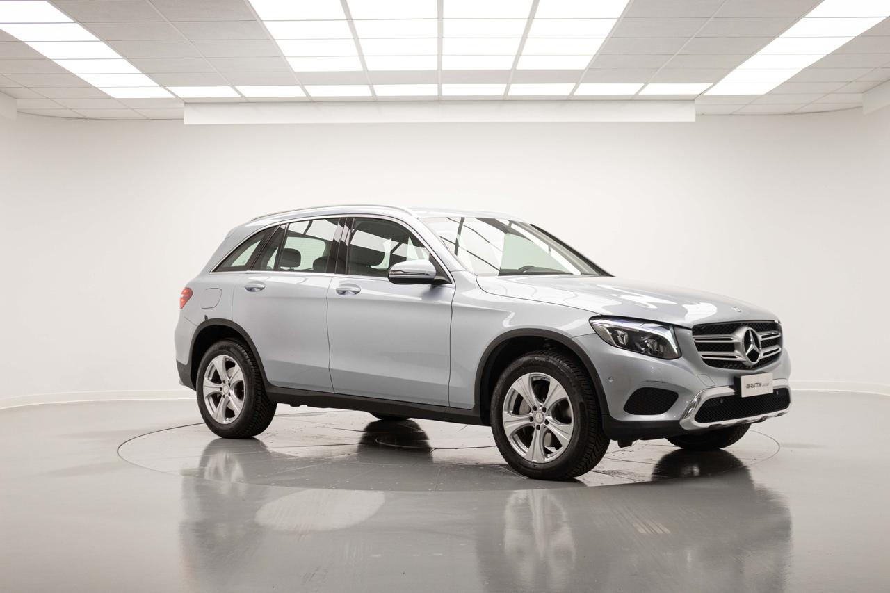 MERCEDES-BENZ GLC 250 D 4 MATIC EXECUT