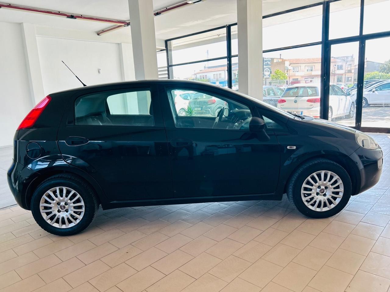 Fiat Punto 1.3 MJT II 75 CV 5 porte Street