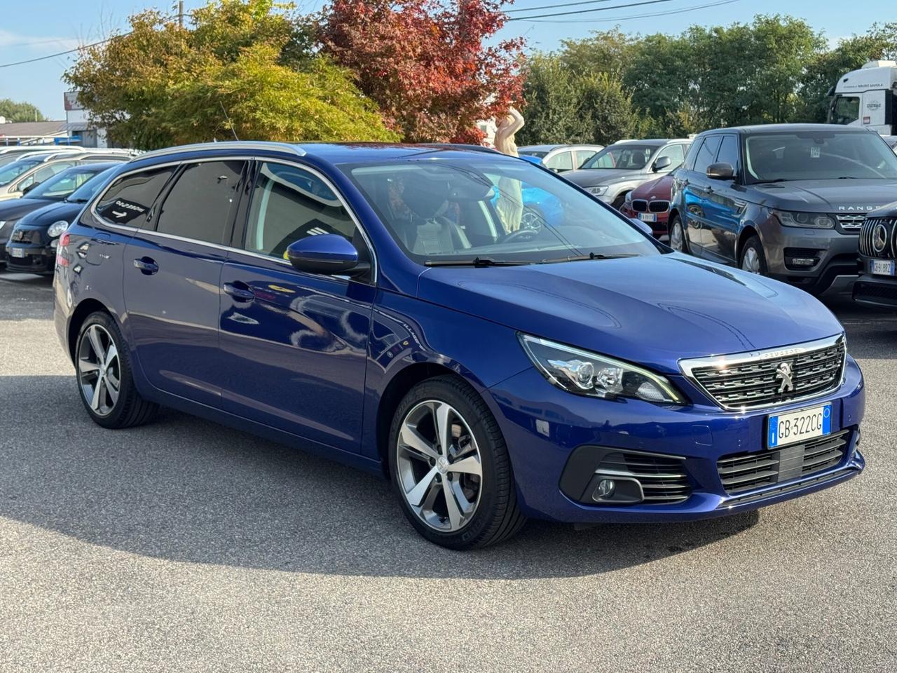 Peugeot 308 BlueHDi 120 S&S EAT8 SW Allure
