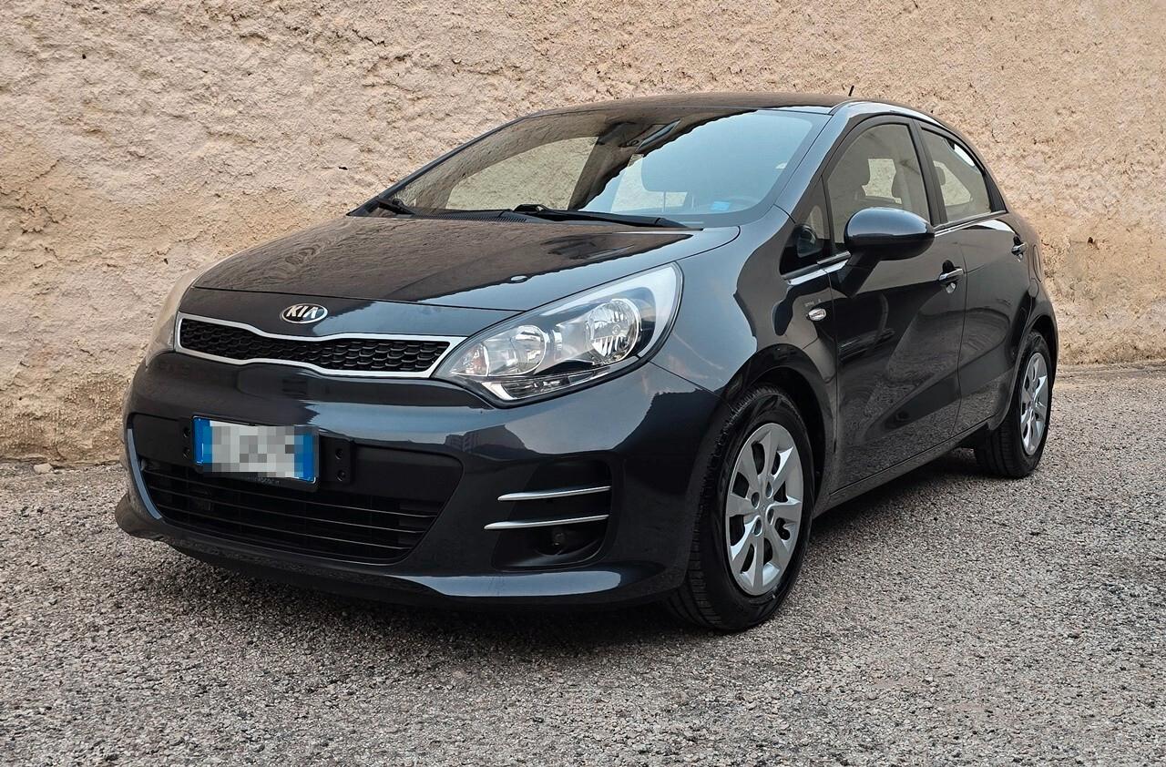 Kia Rio Cool 1.2 84CV 5 porte