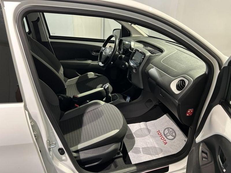 Toyota Aygo Aygo 1.0 VVT-i 72 CV 5 porte x-play + CERCHI IN LEGA