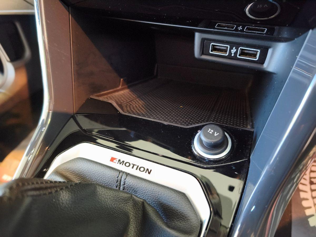 VOLKSWAGEN T-Roc 2.0 TDI 4MOTION Style Led/Cokpit/Cerchi18