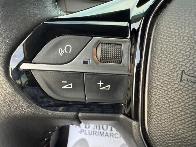 Peugeot 208 PureTech 100 Stop&Start 5 porte Allure