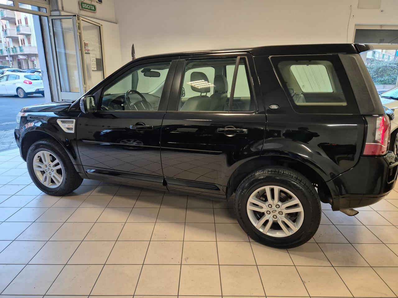 Land Rover Freelander 2.2 SD4 S.W. SE