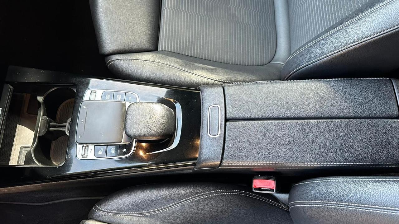 Mercedes-benz A 180 d Automatic Executive AMG 2018 PERFETTA leggi testo