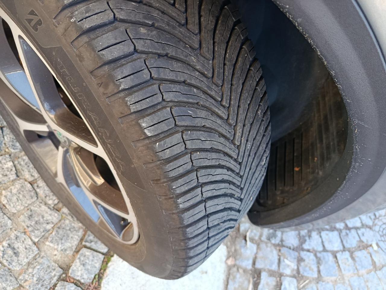 Alfa Romeo Stelvio Sprint 2.2 #8429