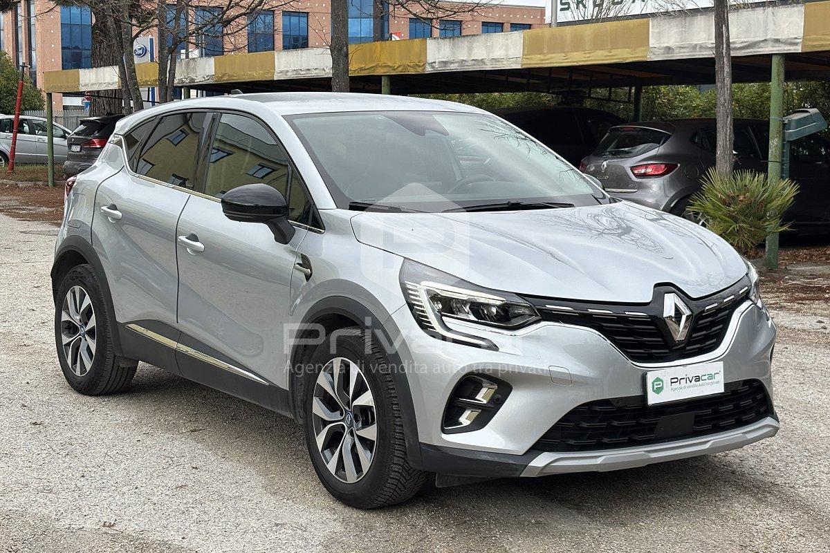 RENAULT Captur Plug-in Hybrid E-Tech 160 CV Intens