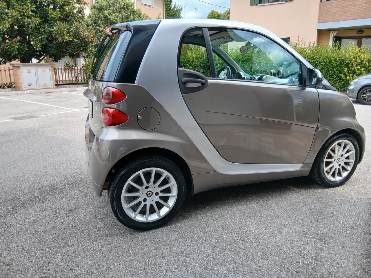 Smart ForTwo 1000 62 kW coupé passion cambio Automatico sequenziale
