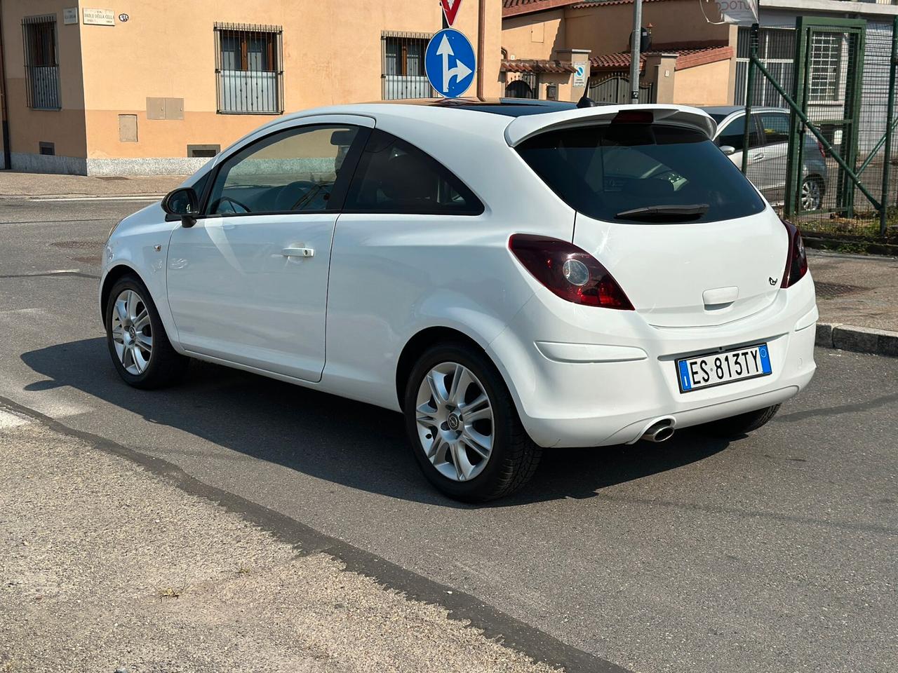 Opel Corsa 1.2 85CV 3 porte GPL-TECH b-color