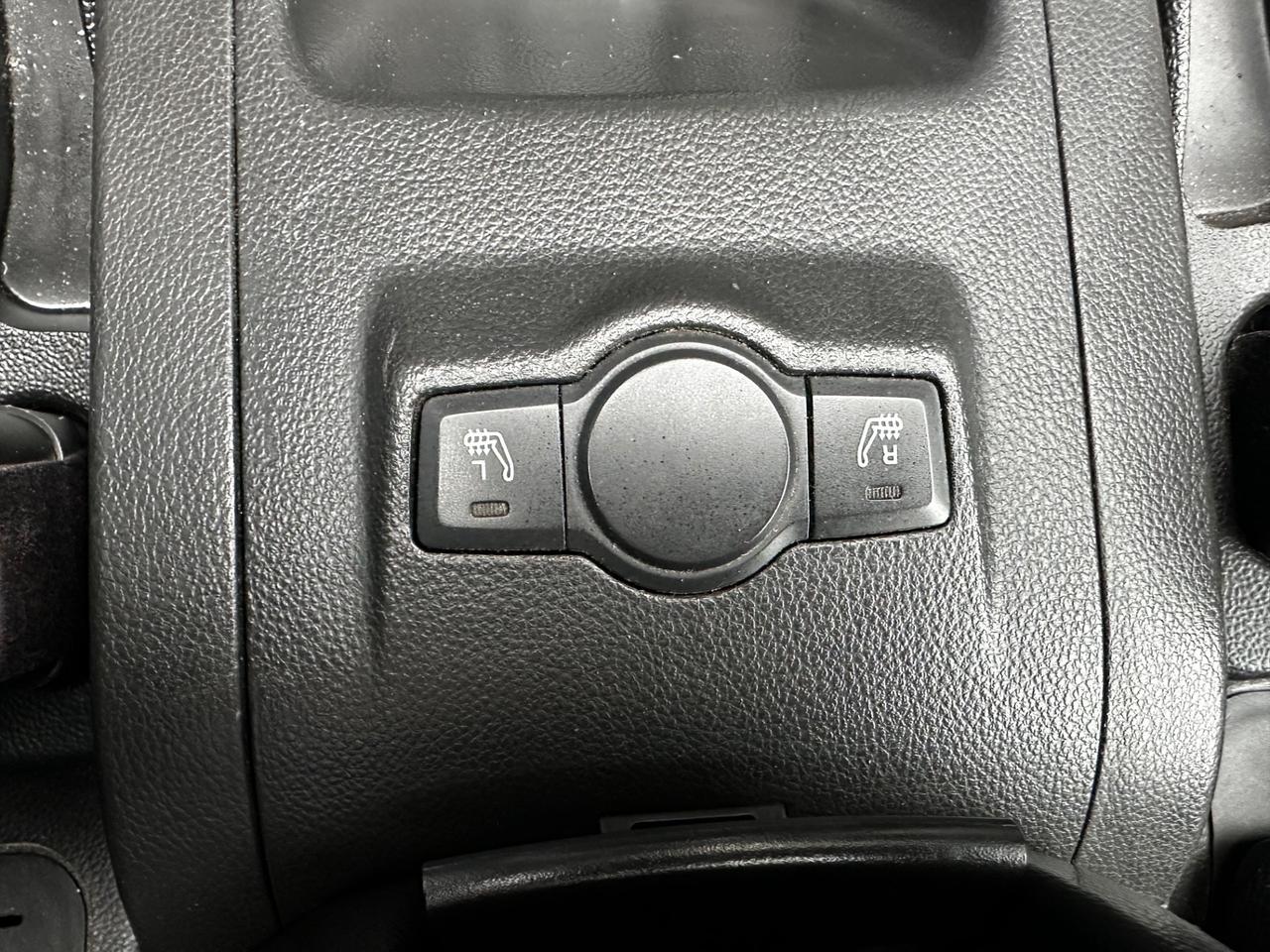 Chevrolet Captiva 2.0 VCDi LTZ 7 POSTI