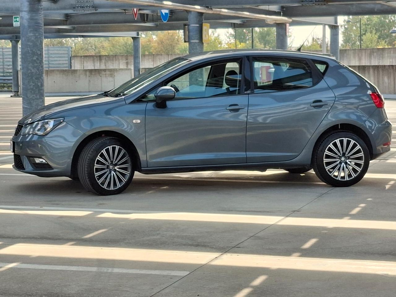 Seat Ibiza 1.0 75 CV 5p. Connect Grey