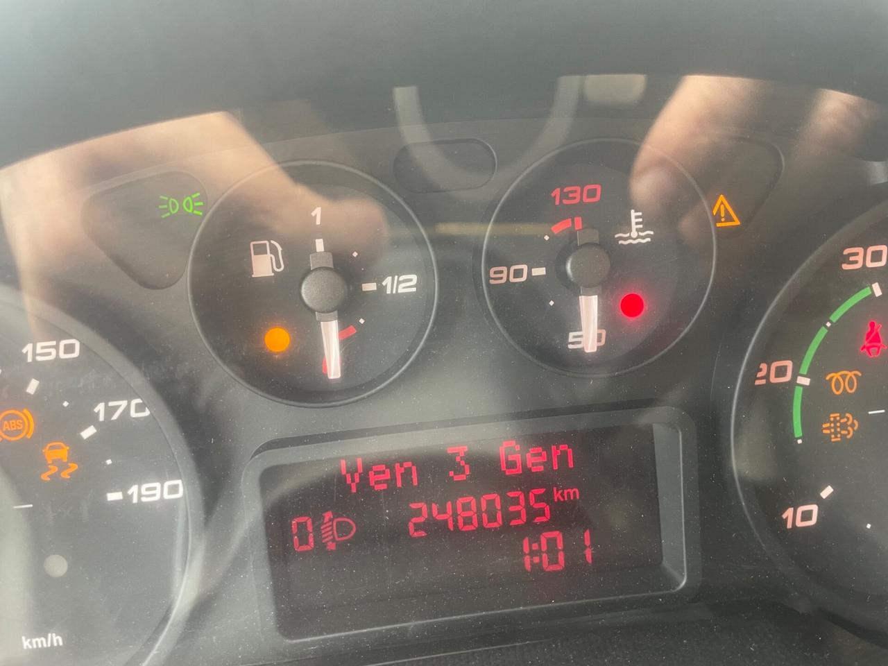 Iveco daily 35c13 ribaltabile trilaterale