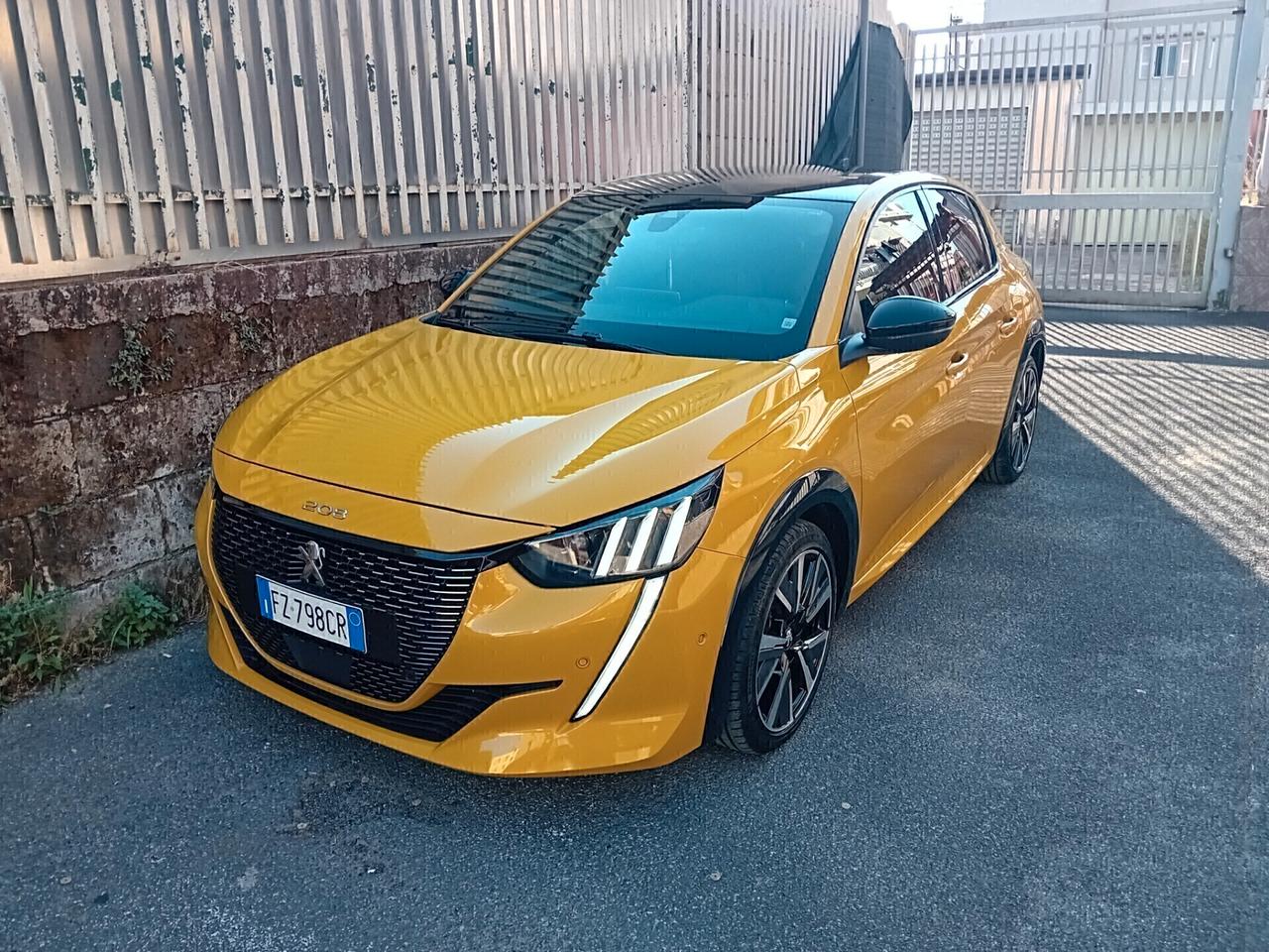 Peugeot 208 BlueHDi 100 S&S 5 porte GT Line