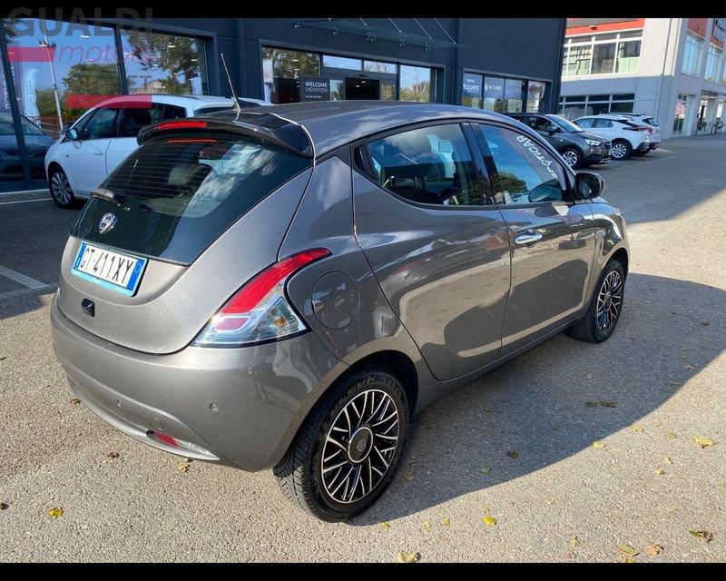 Lancia Ypsilon III 1.0 firefly hybrid Platino s&s 70cv