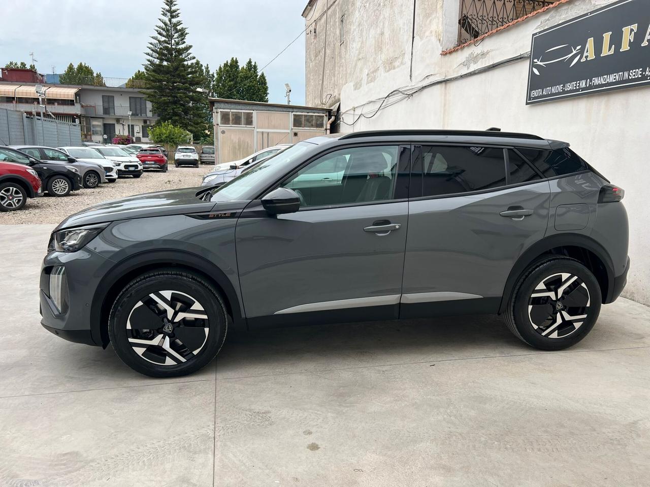 PEUGEOT 2008 1.5 HDI 130CV 2024 ALLURE PACK!!!!!!