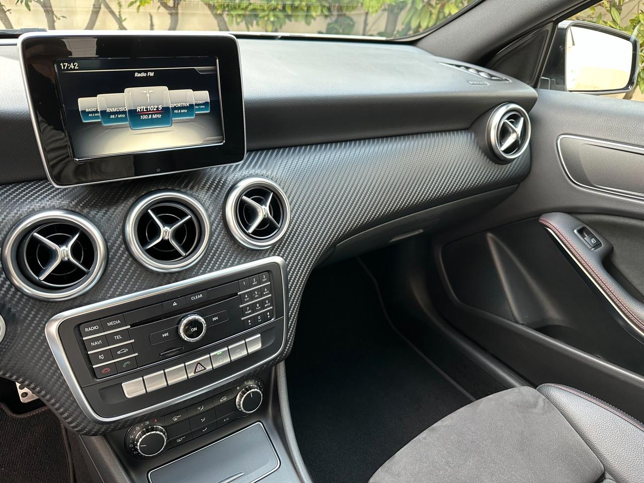 Mercedes-benz A 180 d Automatic Premium Amg