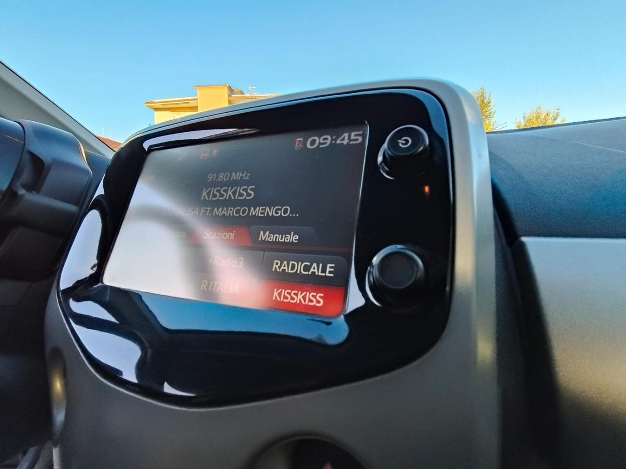 Toyota Aygo Connect 1.0 VVT-i 72 CV 5 porte x-play