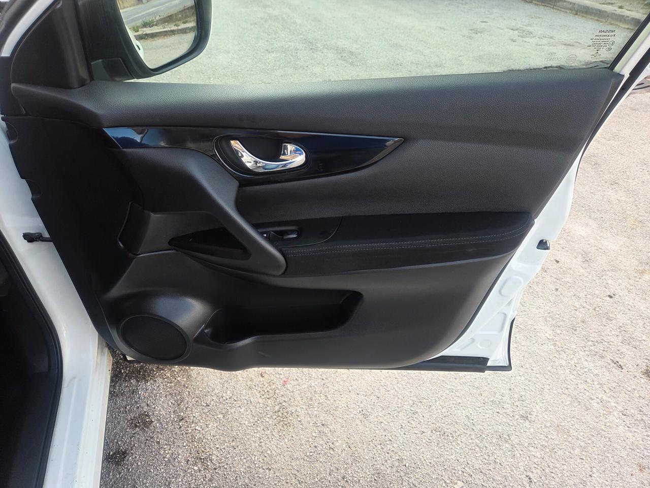 NISSAN QASHQAI TETTO PANORAMICO NAVIGAT TELECAM KMCERT