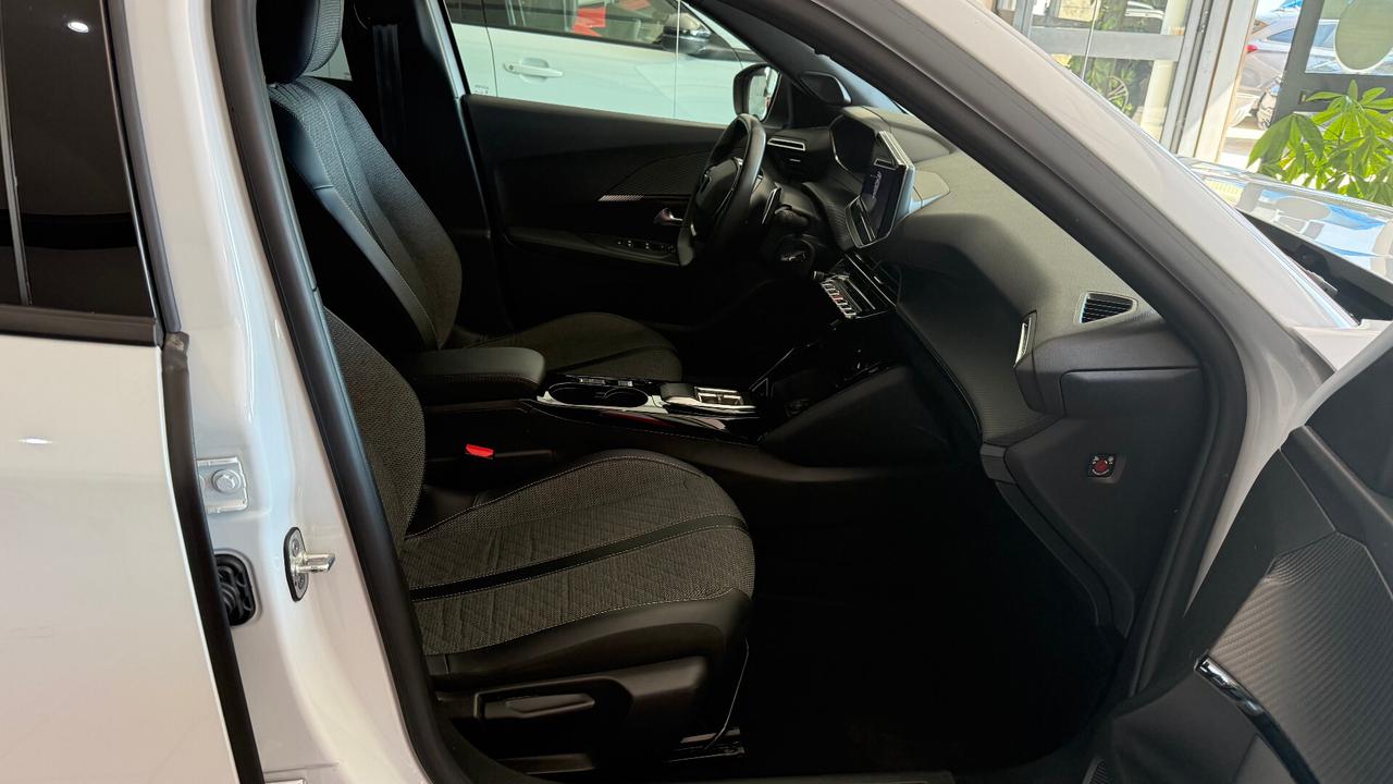 PEUGEOT 2008 1.5 131 CV AUTOMATICA TELECAMERA 360