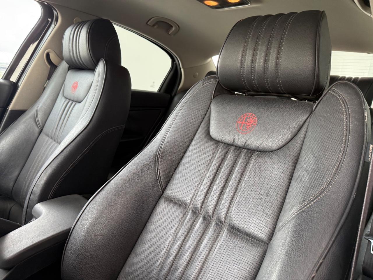 Alfa Romeo 159 1.9JTDm120cv DISTINCTIVE INTERNO TI2010