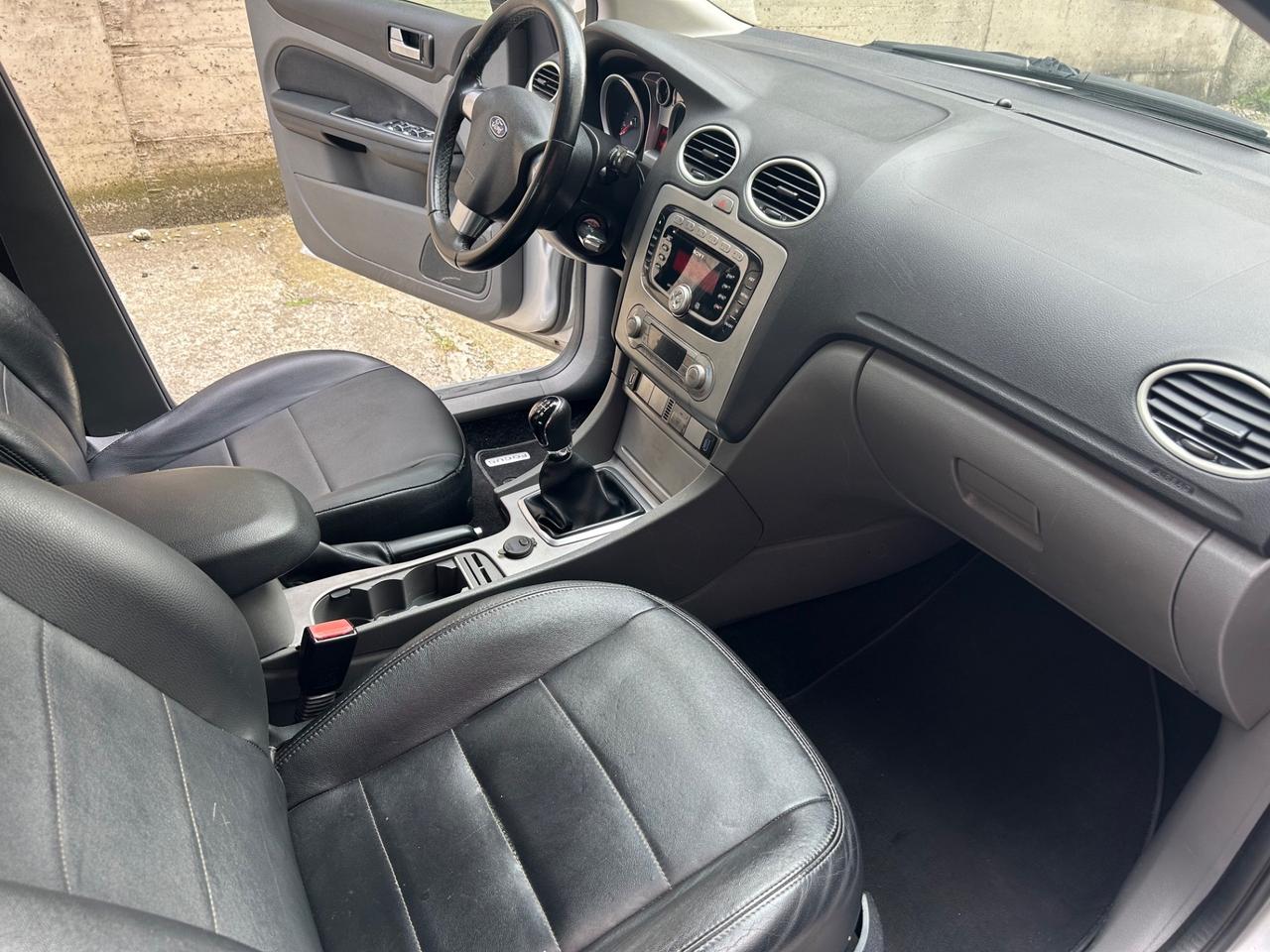 Ford Focus 1.6 TDCi (110CV) 5p. Tit. DPF