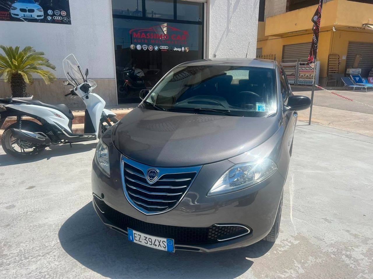 Lancia Ypsilon 1.2 69 CV 5 porte Gold