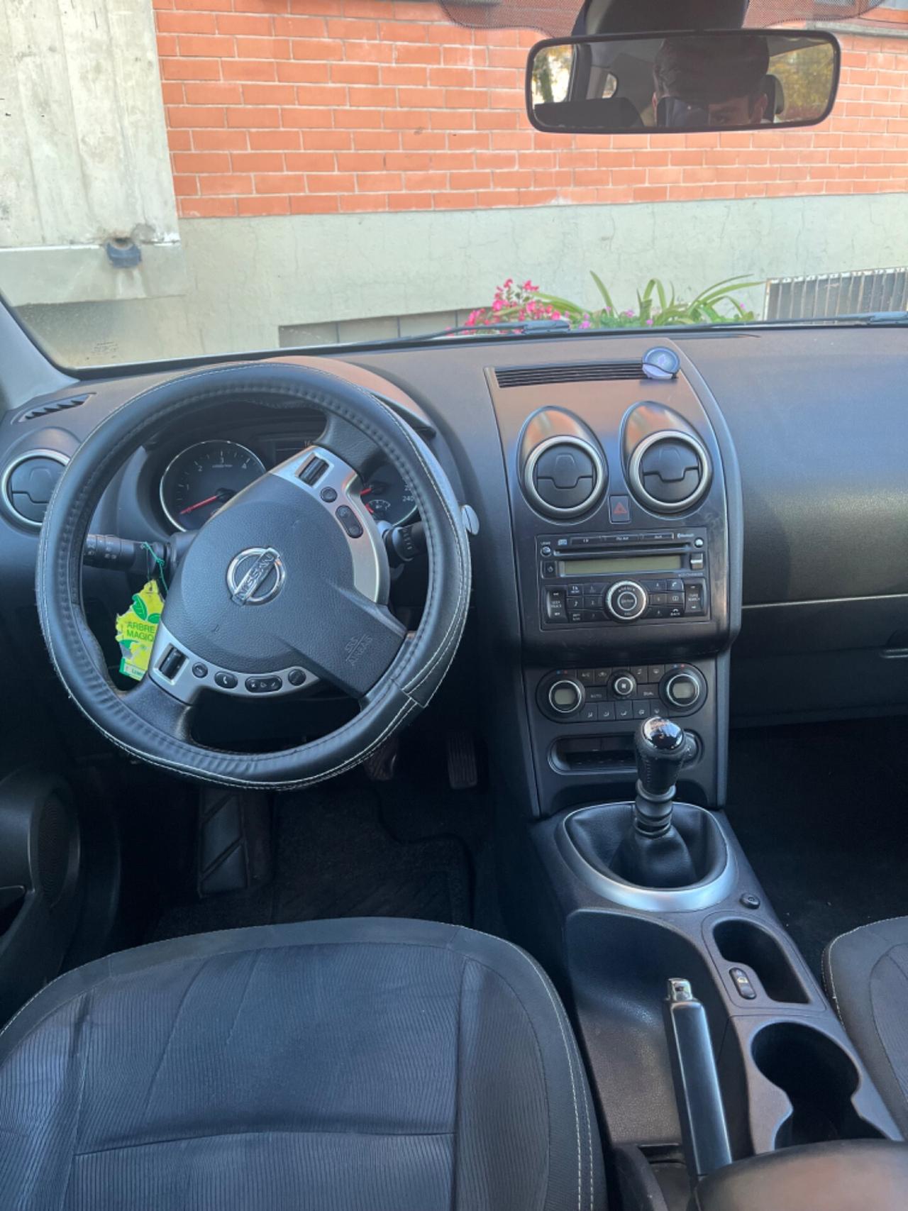 Nissan Qashqai 1.5 dCi PERFETTA SI NEOPATENTATI