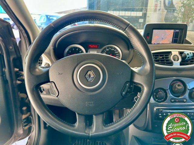 RENAULT Clio 1.2 16V 5p. Dynamique *NEOPATENTATI*NAVI*