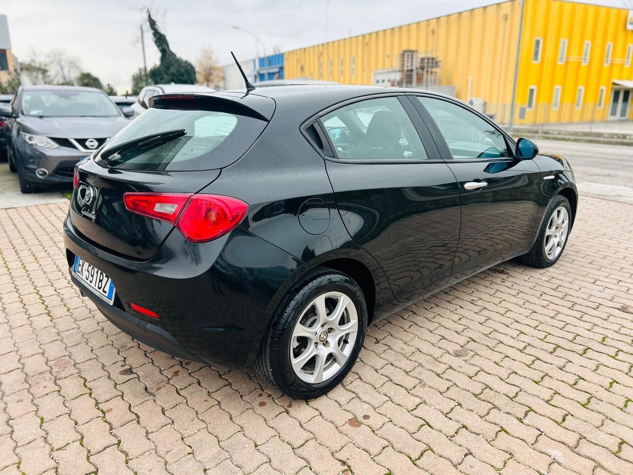 Alfa Romeo Giulietta 1.6 JTDm-2 105 CV Exclusive
